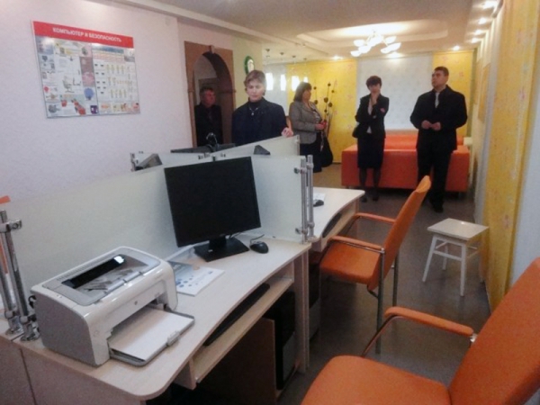 В Пансионате ветеранов войны и труда открыт компьютерный класс